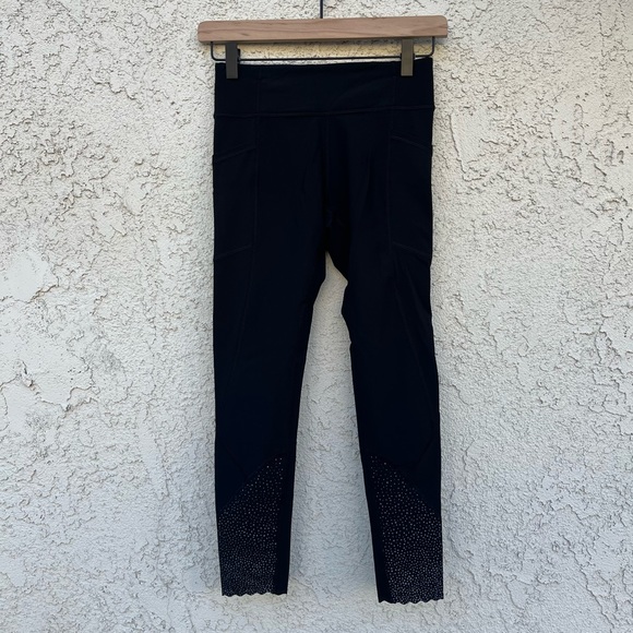 Lululemon - Tight Stuff Tight ll 25” in Black - Picture 5 of 6